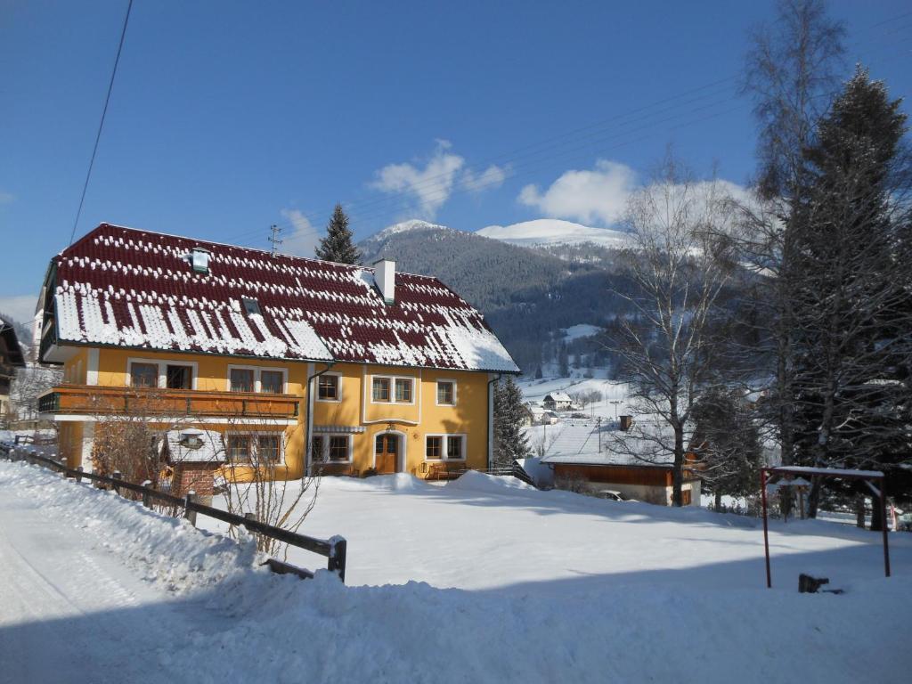 Gaestehaus Macheiner Lessach Oberdorf Buitenkant foto
