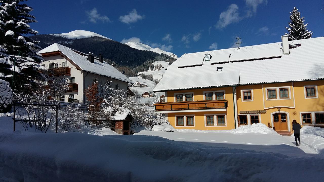 Gaestehaus Macheiner Lessach Oberdorf Buitenkant foto