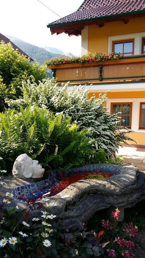 Gaestehaus Macheiner Lessach Oberdorf Buitenkant foto